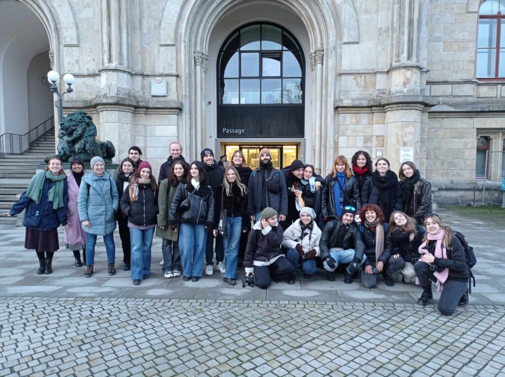 Group photo at the entrance of Leibniz University Hanover main venue 